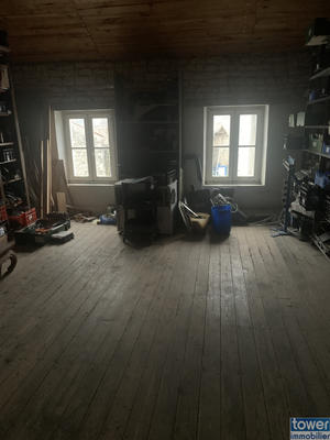 Maison - 250 m² - 8 pièces