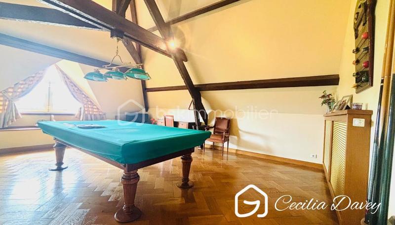 Villa - 210 m² - 7 pièces