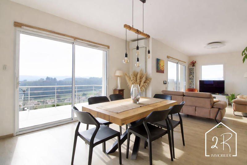 Maison - 131 m² - 5 pièces