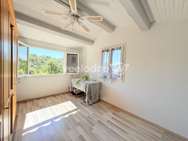 Villa - 155 m² - 8 pièces