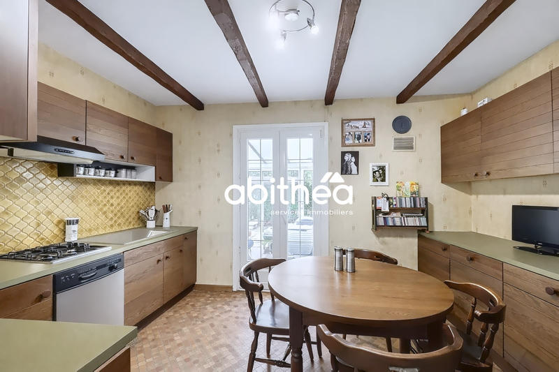 Maison - 85 m² - 5 pièces