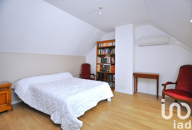 Maison - 94 m² - 5 pièces