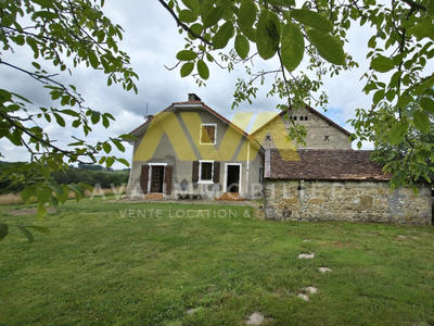Maison - 83 m² - 4 pièces