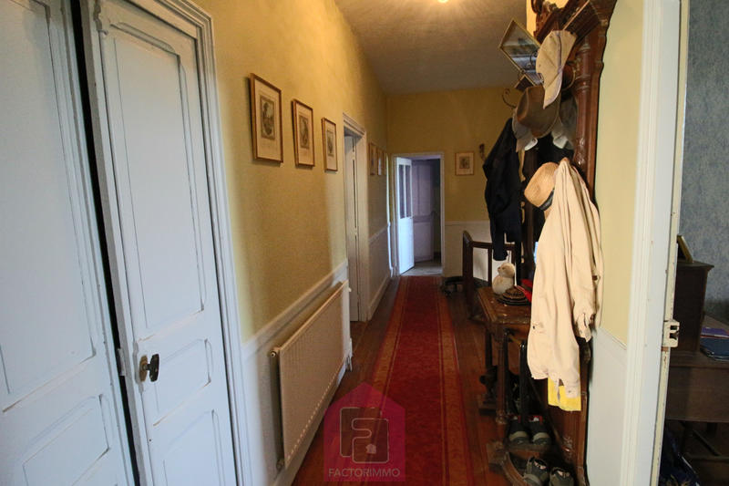 Maison - 160 m² - 7 pièces