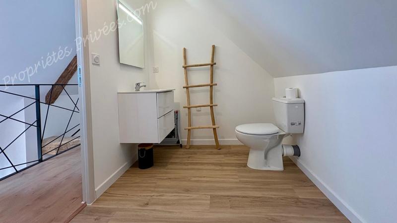 Maison - 137 m² - 7 pièces