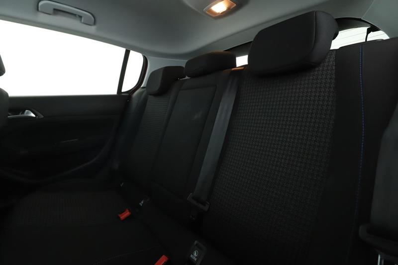 Peugeot 308 1.5 Blue-HDi Style Eat8 130 ch