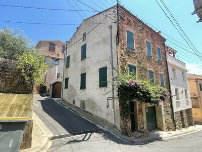 Maison traditionnelle - 145 m² - 5 pièces