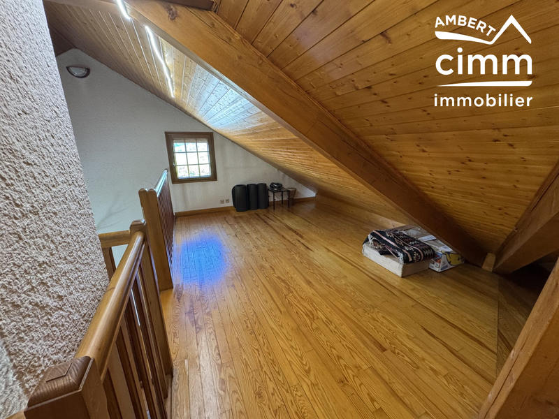 Maison - 146 m² - 7 pièces