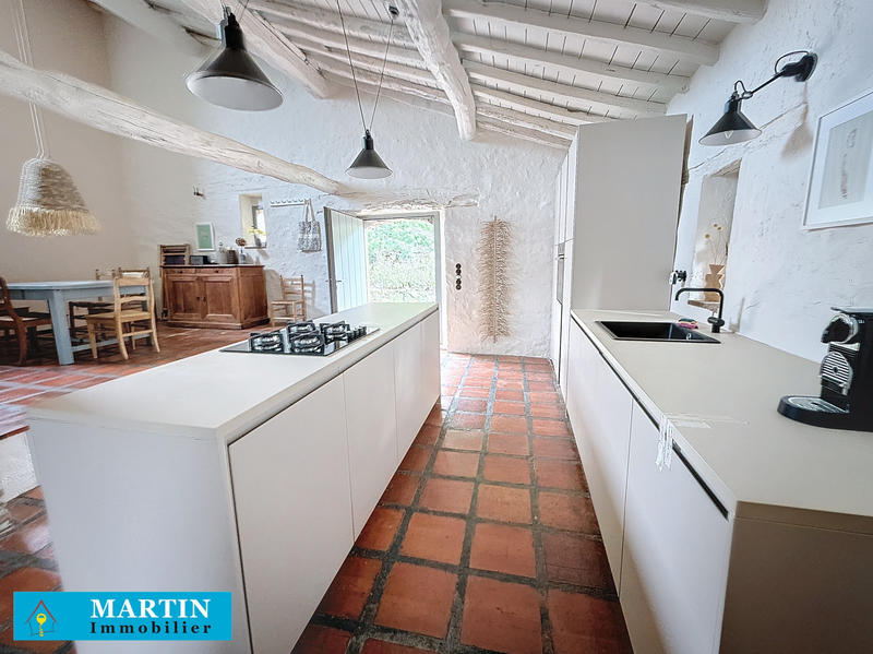 Mas - 104 m² - 4 pièces