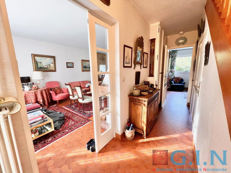 Maison - 146 m² - 7 pièces