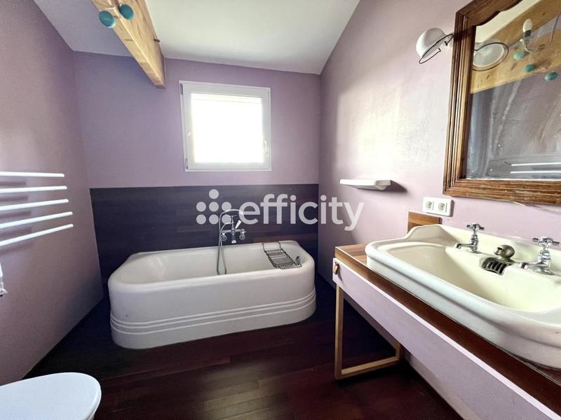 Pavillon - 146 m² - 6 pièces