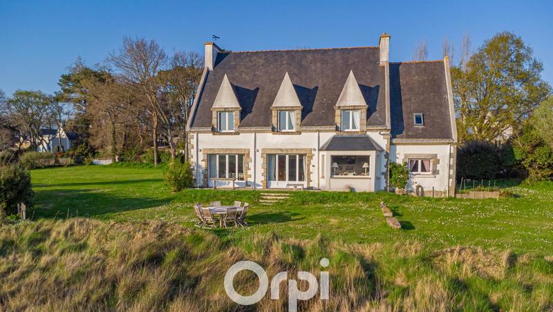 Propriété - 305 m² - 8 pièces