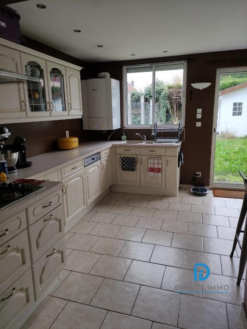 Maison - 100 m² - 5 pièces