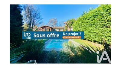 Maison - 137 m² - 5 pièces