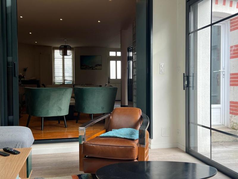 Maison de ville - 179 m² - 7 pièces