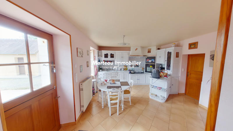 Maison - 230 m² - 10 pièces