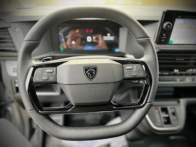 Peugeot Expert III Cabine Approfondie Fixe m 2.0 Bluehdi 180 s&amp;S Eat8 Pack Asphalt