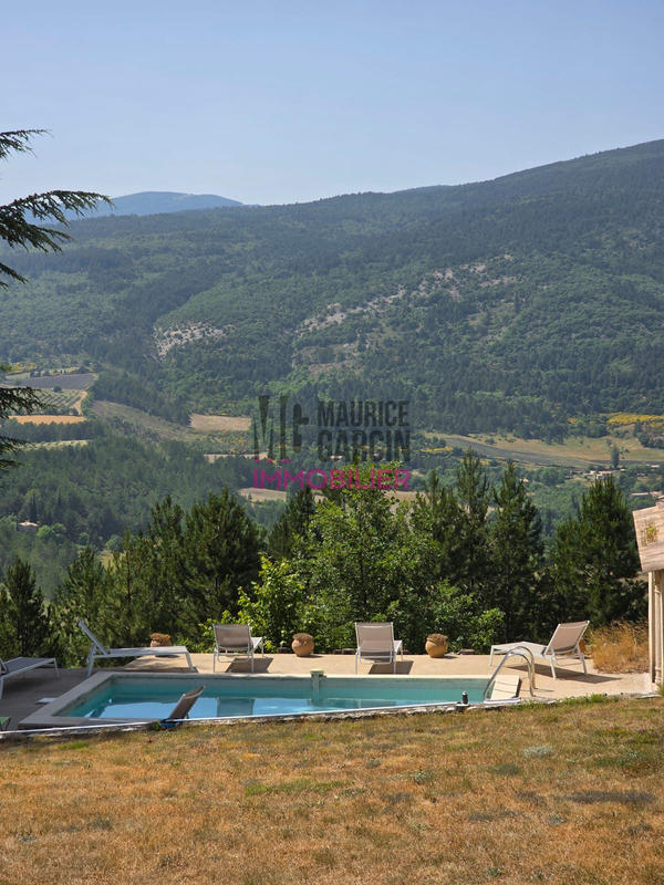 Maison - 183 m² - 5 pièces