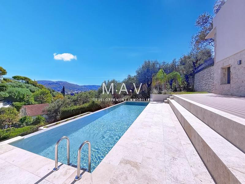 Villa - 190 m² - 6 pièces