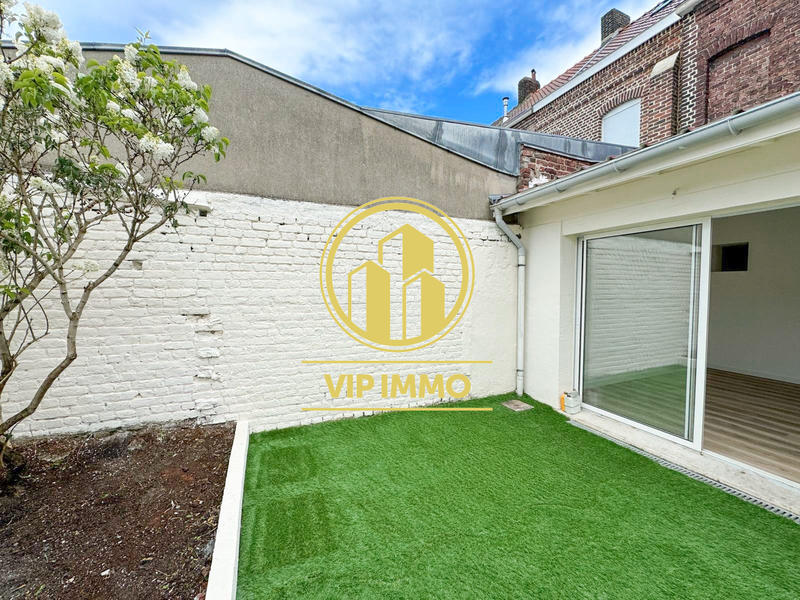 Maison - 80 m² - 4 pièces