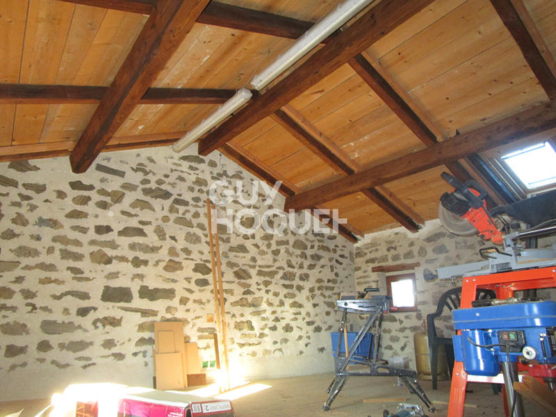 Maison - 90 m² - 6 pièces