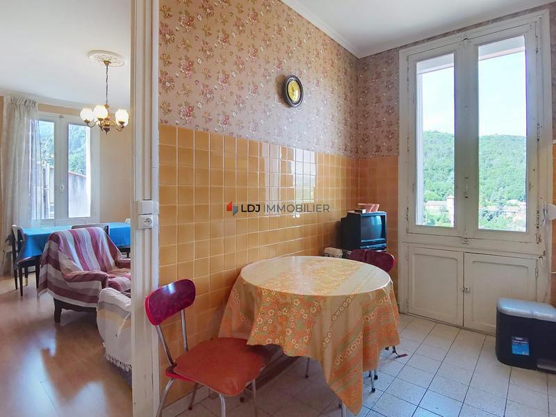 Appartement - 73 m² - 3 pièces