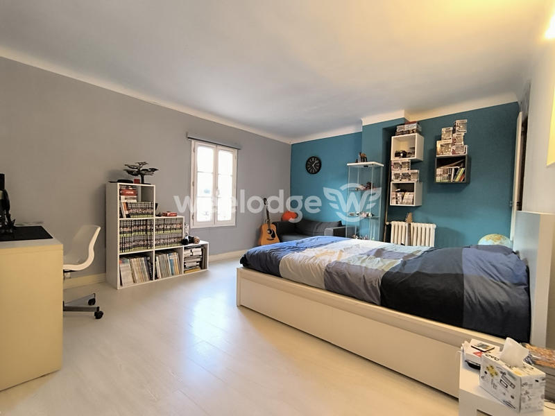 Maison ancienne - 190 m² - 8 pièces