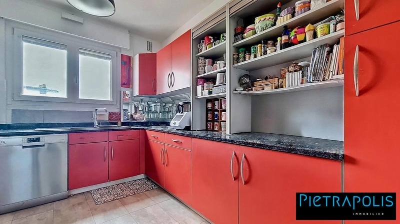 Appartement - 75 m² - 2 pièces