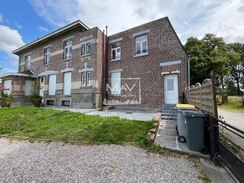 Maison - 101 m² - 4 pièces