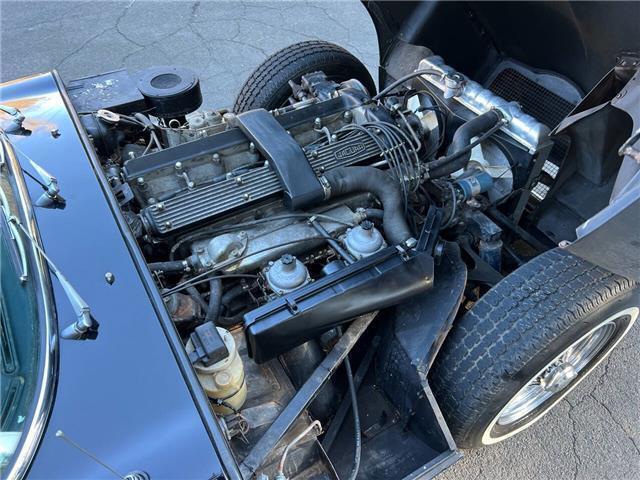 Jaguar E-Type Roadster