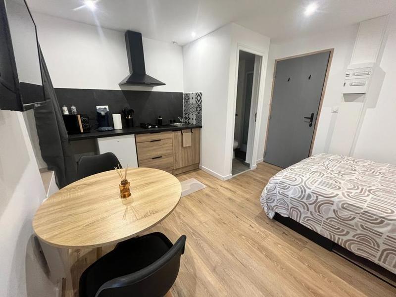 Immeuble - 90 m² - 5 pièces