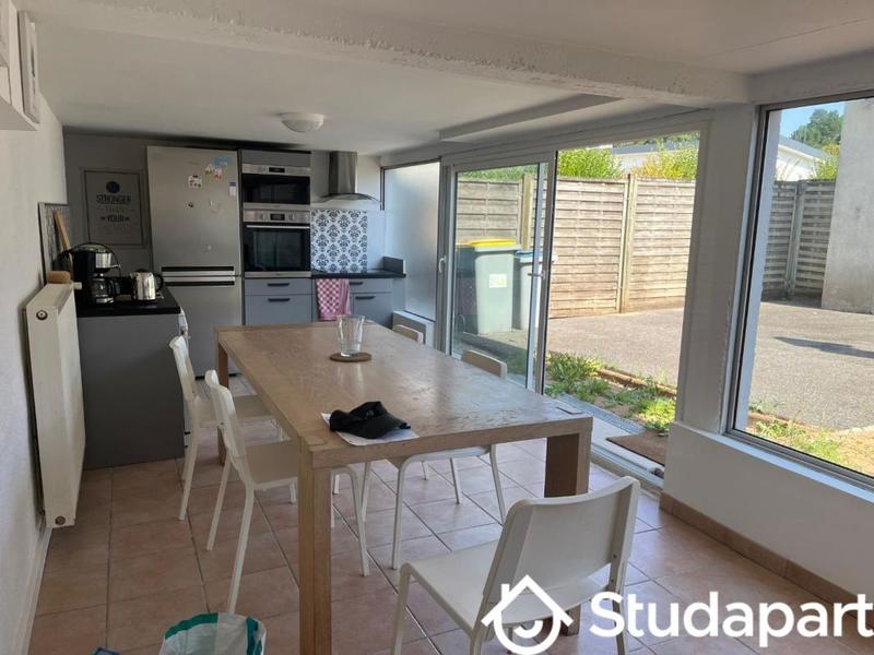 Chambre - 96 m² - 1 pièce