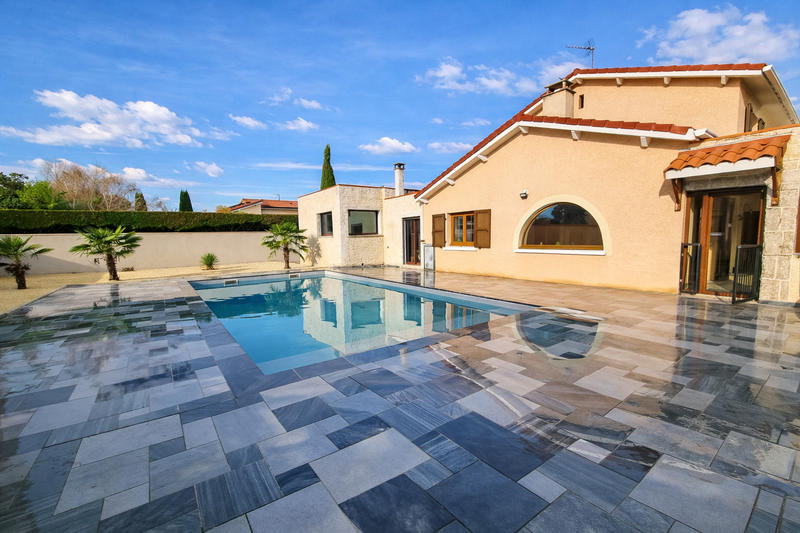 Maison - 174 m² - 6 pièces