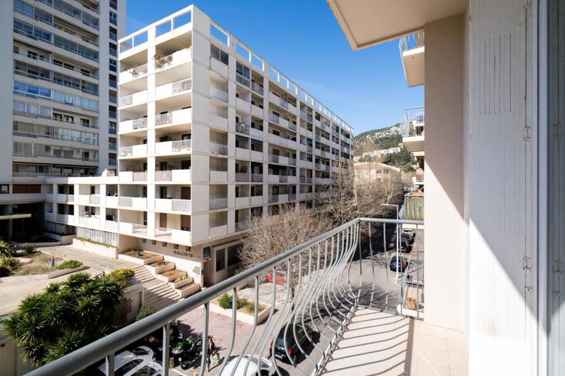 Appartement - 81 m² - 5 pièces