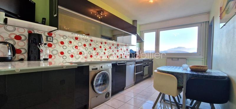 Appartement - 104 m² - 4 pièces