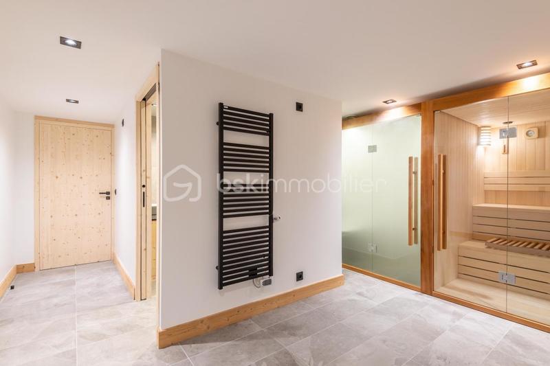 Duplex - 179 m² - 5 pièces