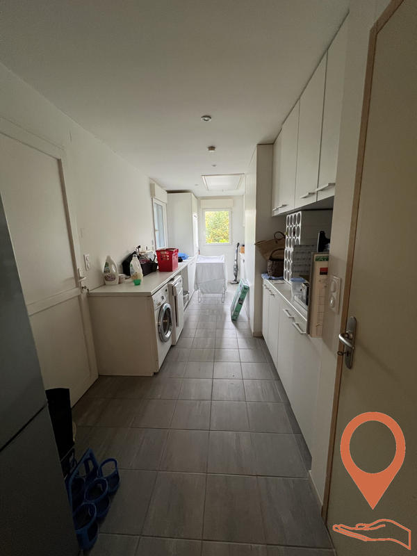 Maison contemporaine - 220 m² - 9 pièces