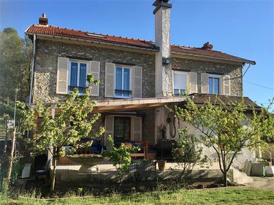 Maison - 170 m² - 6 pièces