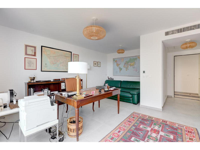 Appartement - 197 m² - 5 pièces