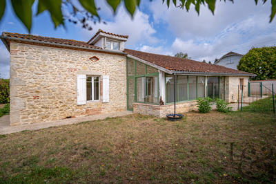 Maison - 170 m² - 9 pièces