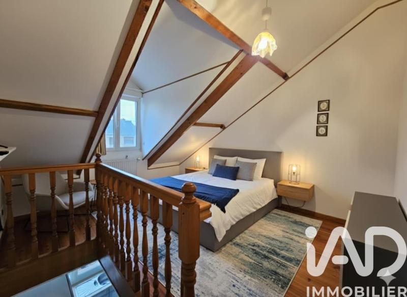 Maison - 153 m² - 9 pièces
