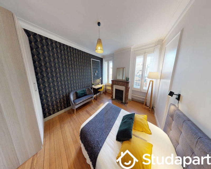 Chambre - 70 m² - 1 pièce