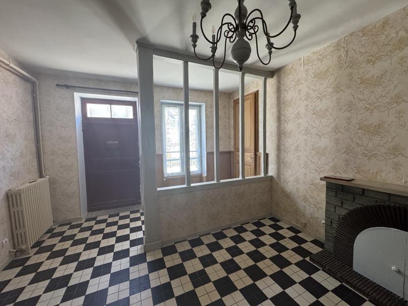 Maison - 197 m² - 8 pièces