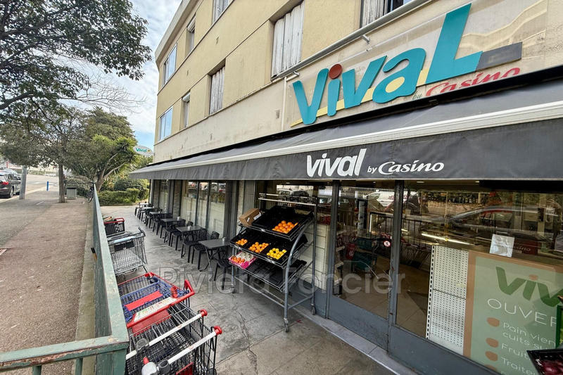 Fonds de commerce - Magasins - 130 m²