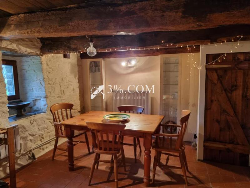 Maison en pierre - 107 m² - 5 pièces