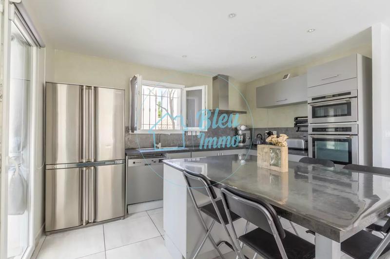 Maison - 110 m² - 4 pièces