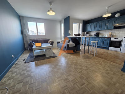 Appartement - 83 m² - 4 pièces