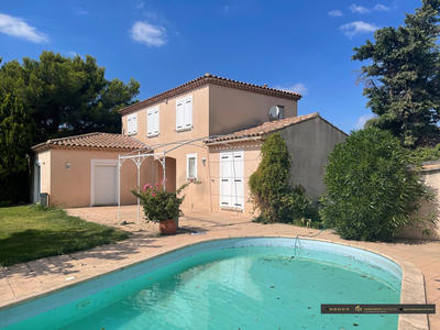 Maison - 160 m² - 5 pièces