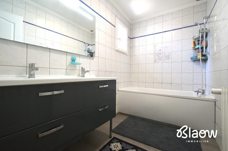 Maison - 124 m² - 7 pièces