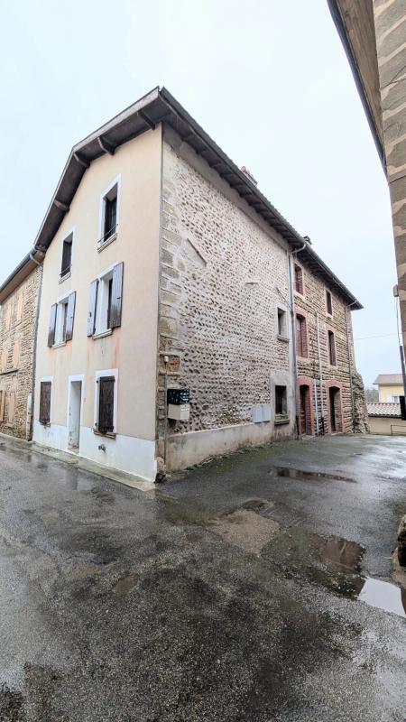 Maison - 250 m² - 12 pièces